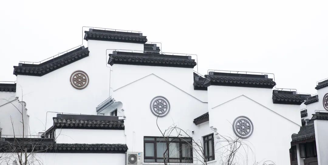 砖赏案例，，，最美外立——尊龙时凯劈开砖